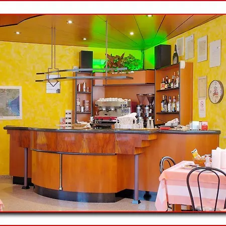 Hotel Ristorante Fratelli Zenari 2*
